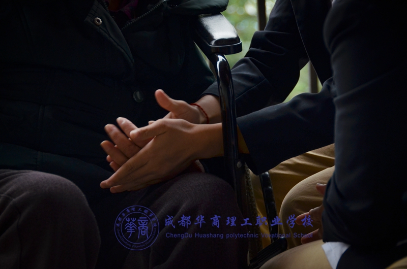 【志工活动】青春暖夕阳,情暖敬老院 【志工活动】青春暖夕阳,情暖敬老院