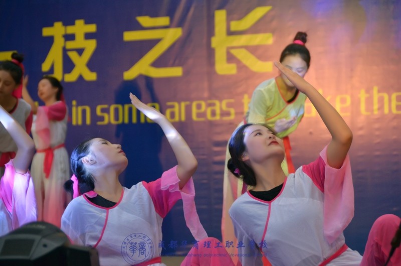 官网07.jpg