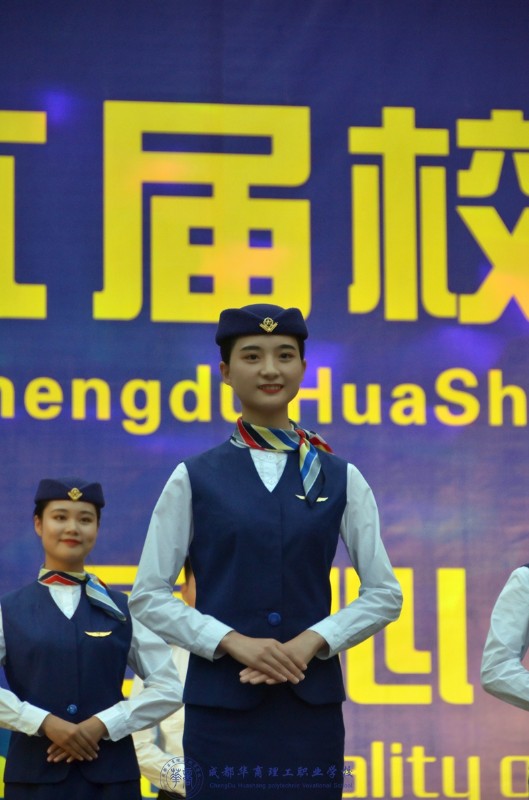 官网09.jpg