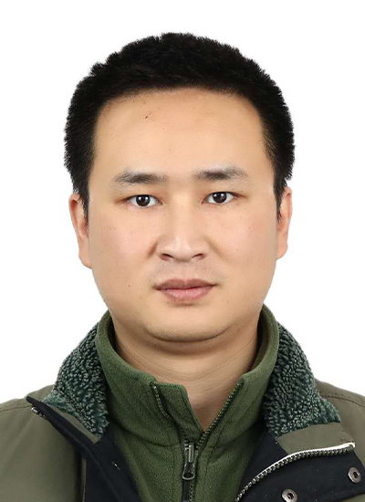 李磊