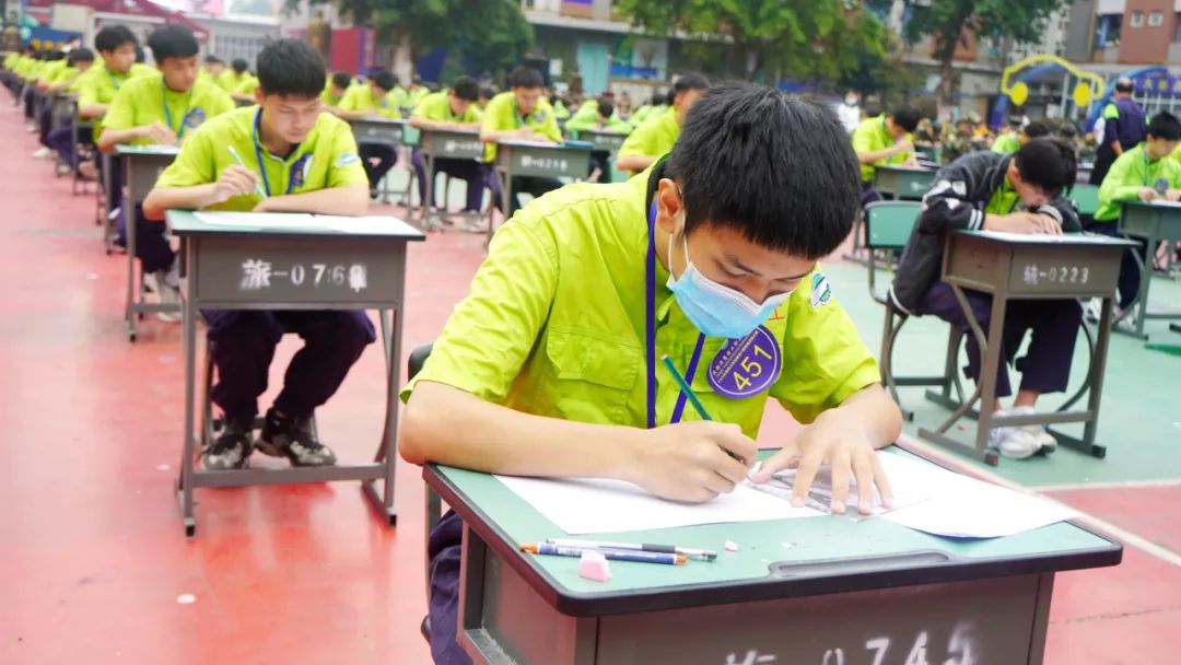 匠心筑梦·谱华商理工新篇章——成都华商理工职业学校第19届校级技能大赛之轨道交通系（初赛）