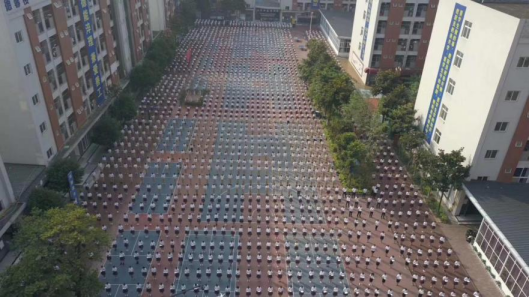 成都华商理工职业学校成果总结