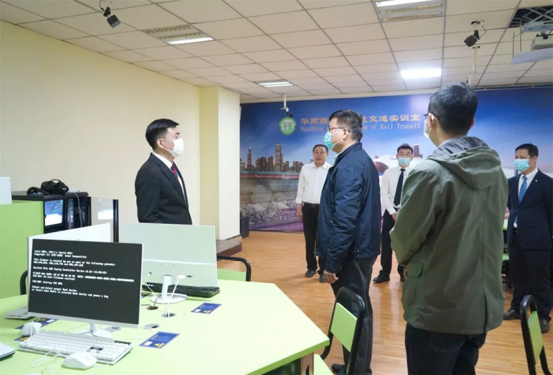【公众号】3.15郫都区教育局局长韩海东莅临我校调研指导工作194.png