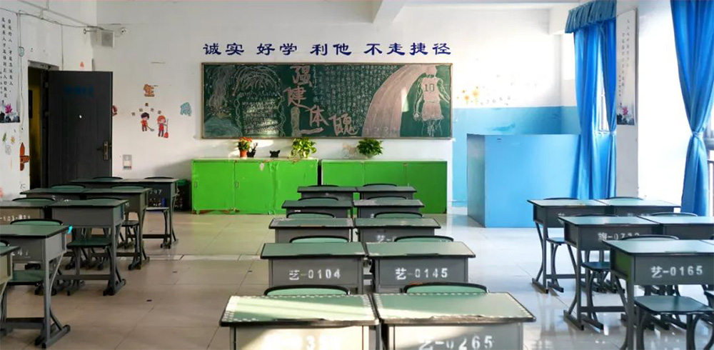 匠心布置展风采 班级文化润无声——华商理工班级文化建设评比活动