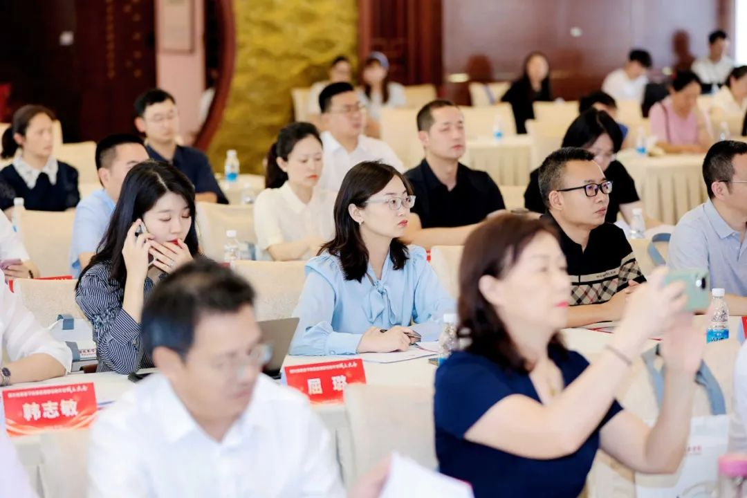 首批成员担使命，共绘职教思政新画卷——华商理工参加四川省职业学校思政课建设协作组成立大会